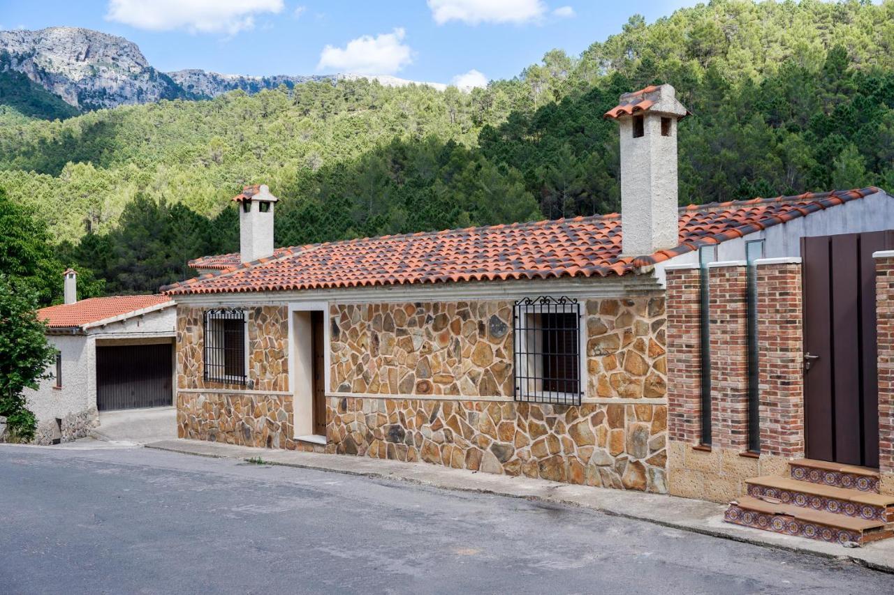 Casa Rural Mirador Del Rio Tus, En Yeste Exterior foto